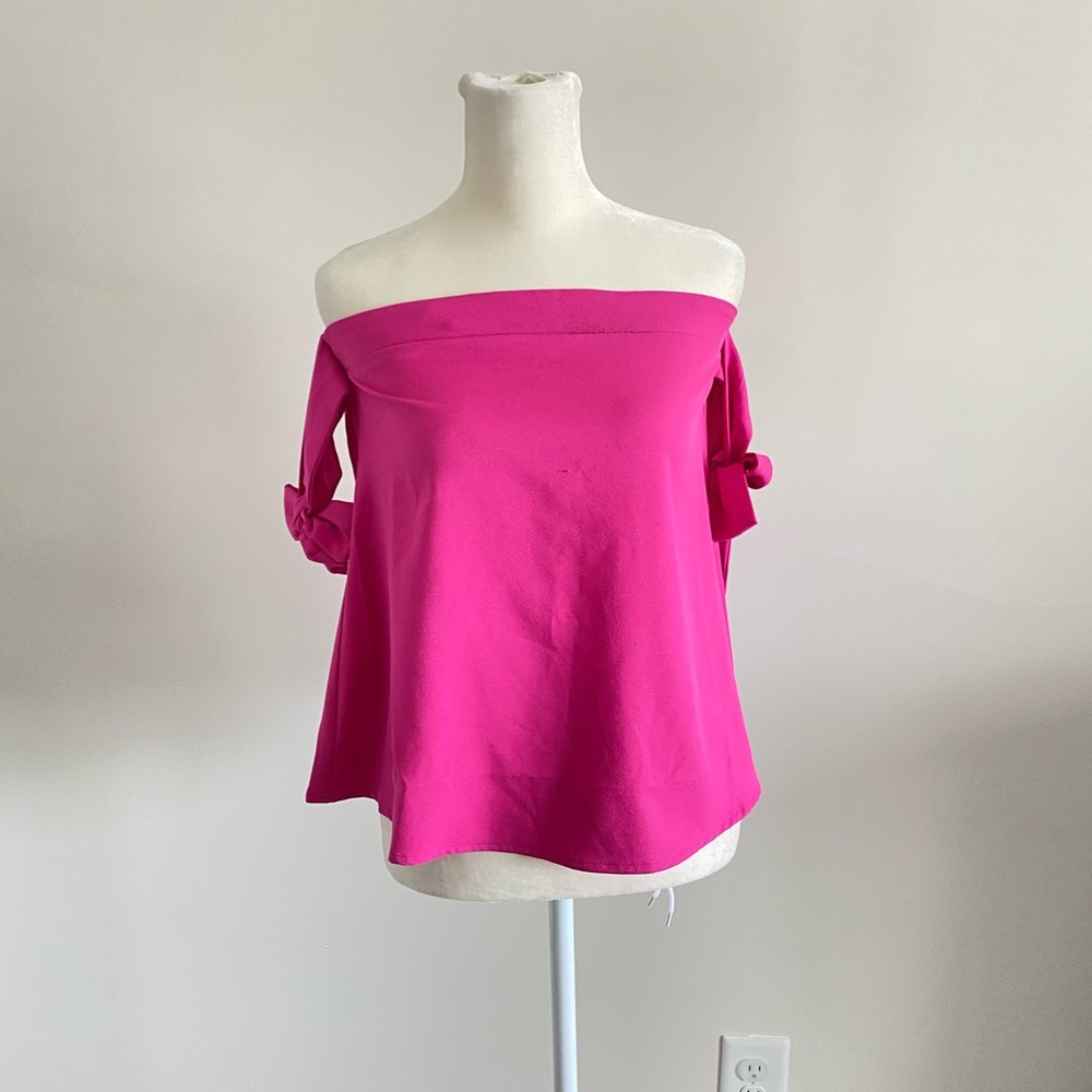 Gianni Bini off the shoulder top